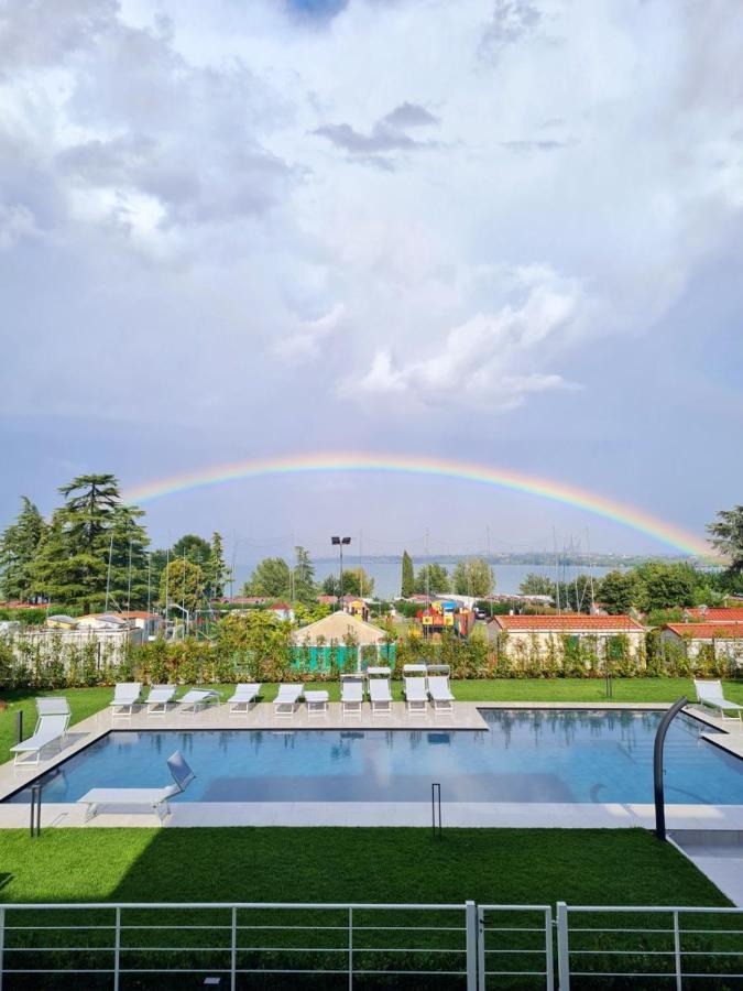 Sole Di Diana Luxury Apartments Peschiera del Garda Exterior photo